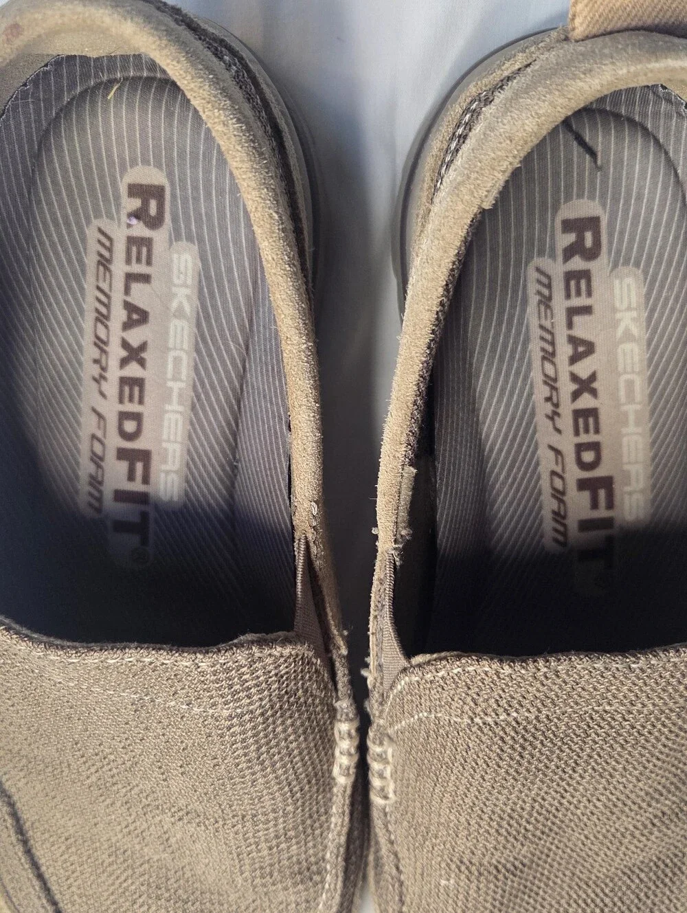 Skechers Relaxed Fit Men Sz 11 Brown Loafers Slip On Leather 64365 Comfort Style